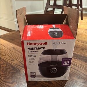 Honeywell Mistmate Cool Mist Humidifier - Black